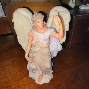 Angel Gabriel Seraphim Classics Figure by Roman, Inc